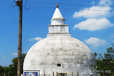 Places to see in Sri Lanka Tissamaharama